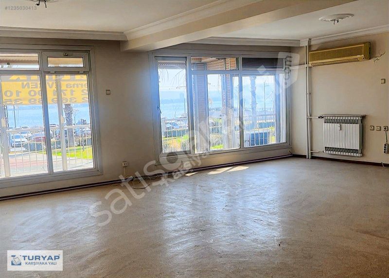 Karşıyaka Yalıda Satılık 3+1 Daire