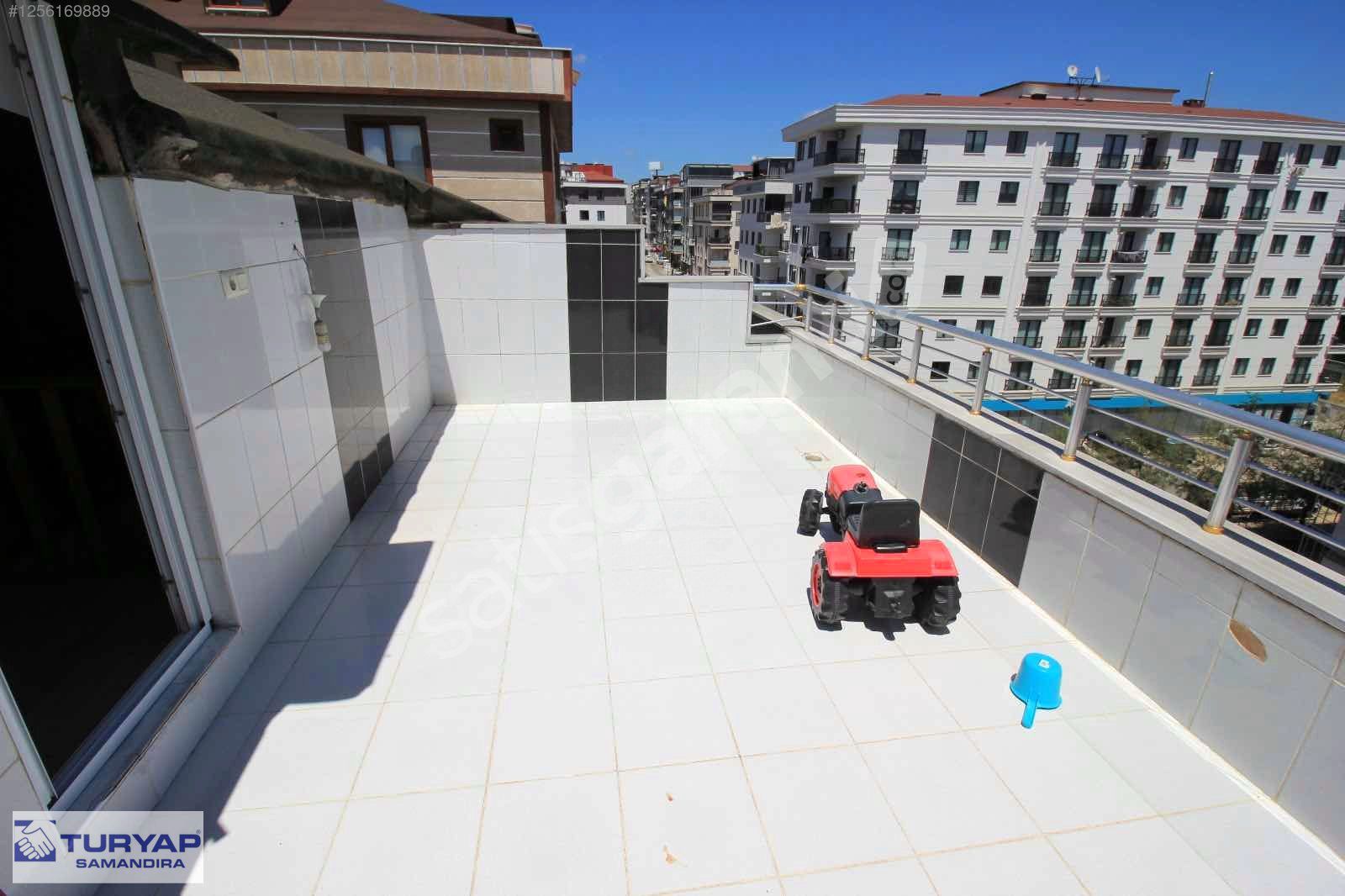 SANCAKTEPE METRO 150m SATILIK ÇATI DUBLEKS DAİRE