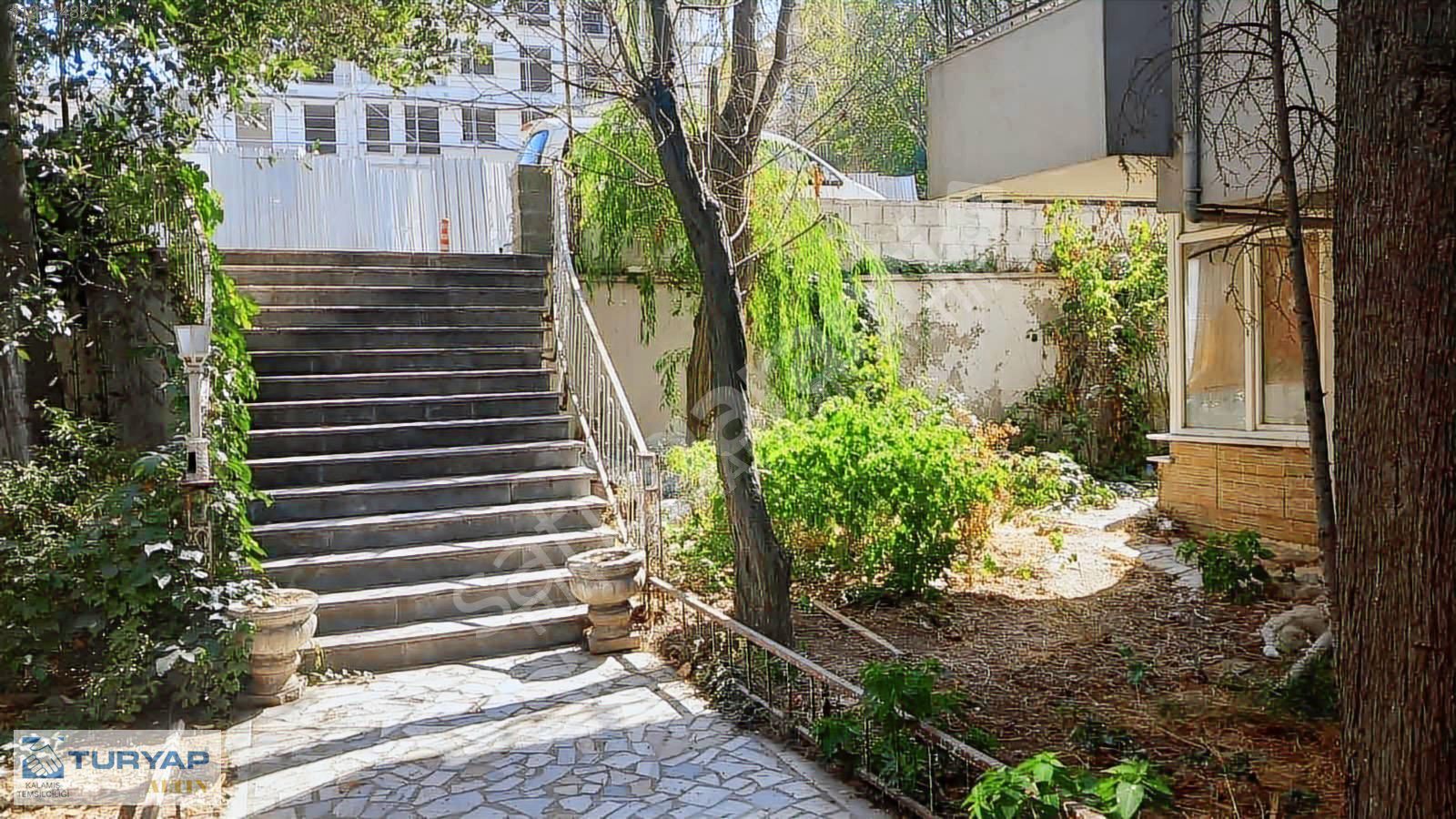 BÜYÜKÇEKMECE'DE SATILIK 2+1 DAİRE