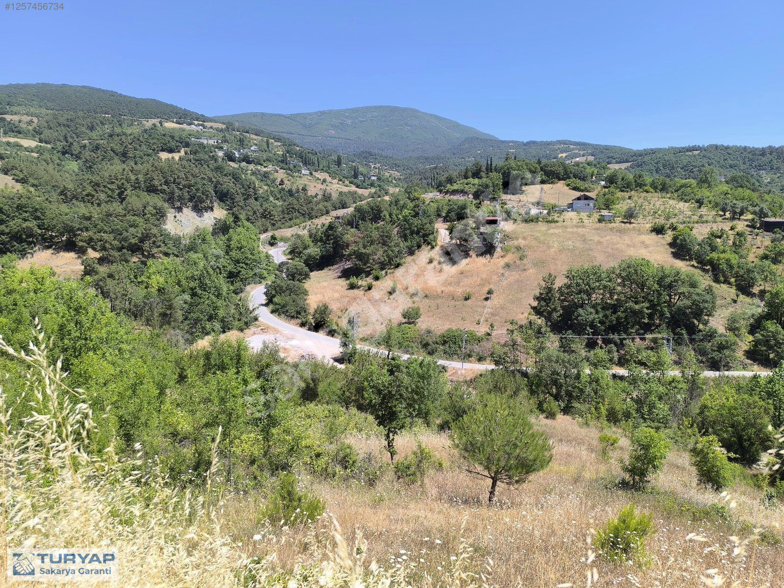 Menekşesolak'da 2383 m² Doğa Manzaralı Arsa