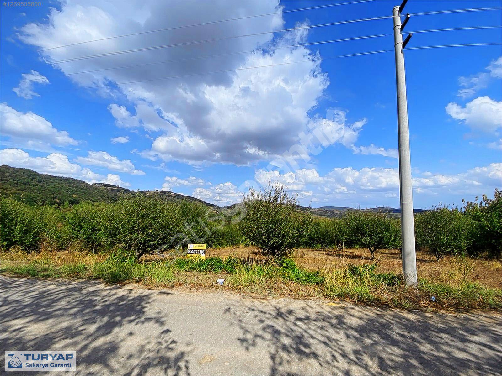 TURYAP'DAN YUKARIDEREKÖY'DE SATILIK 4926 M² TARLA