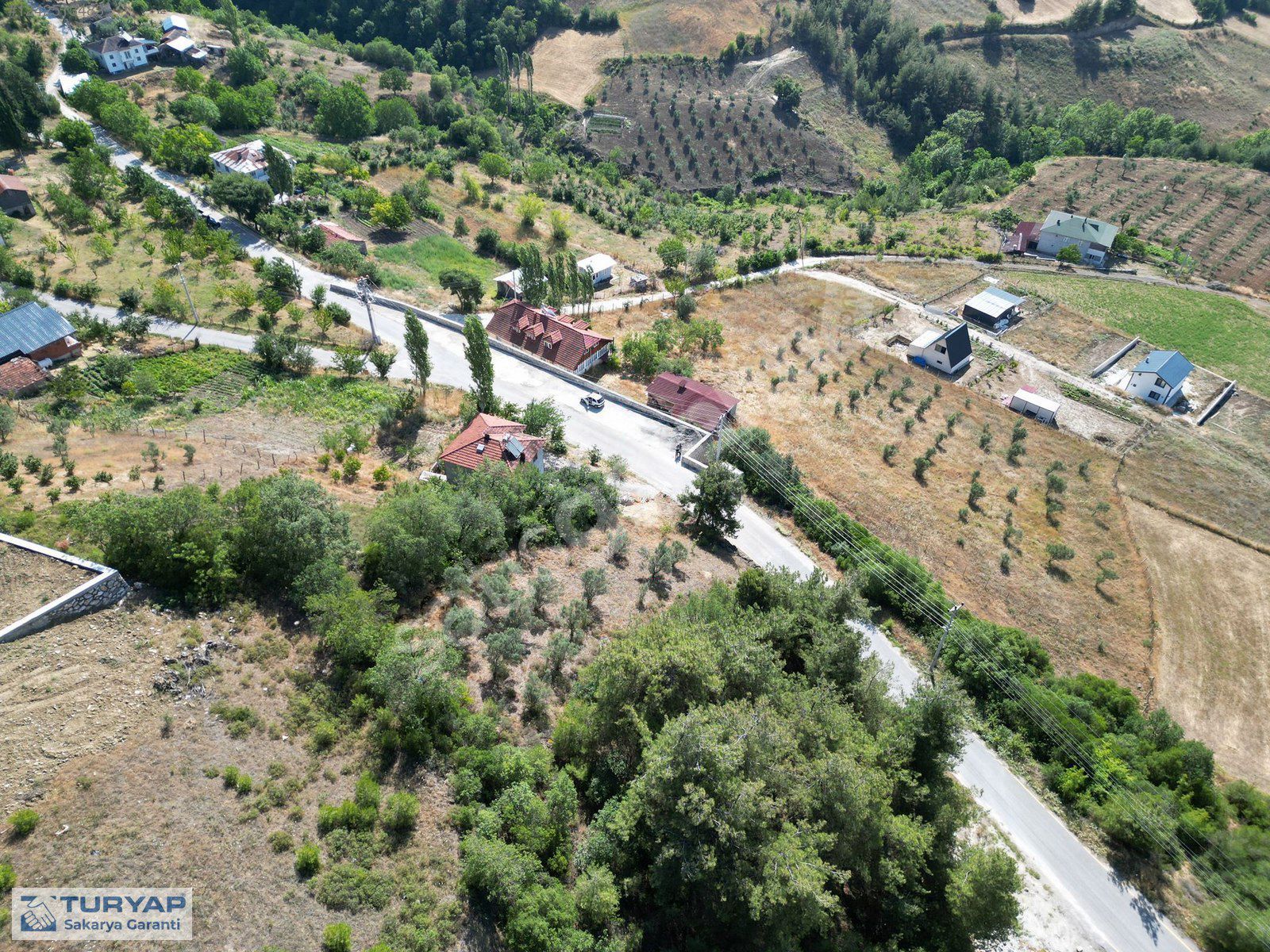 Pamukova Şahmelek'te %40 İmarlı 821 m² Arsa