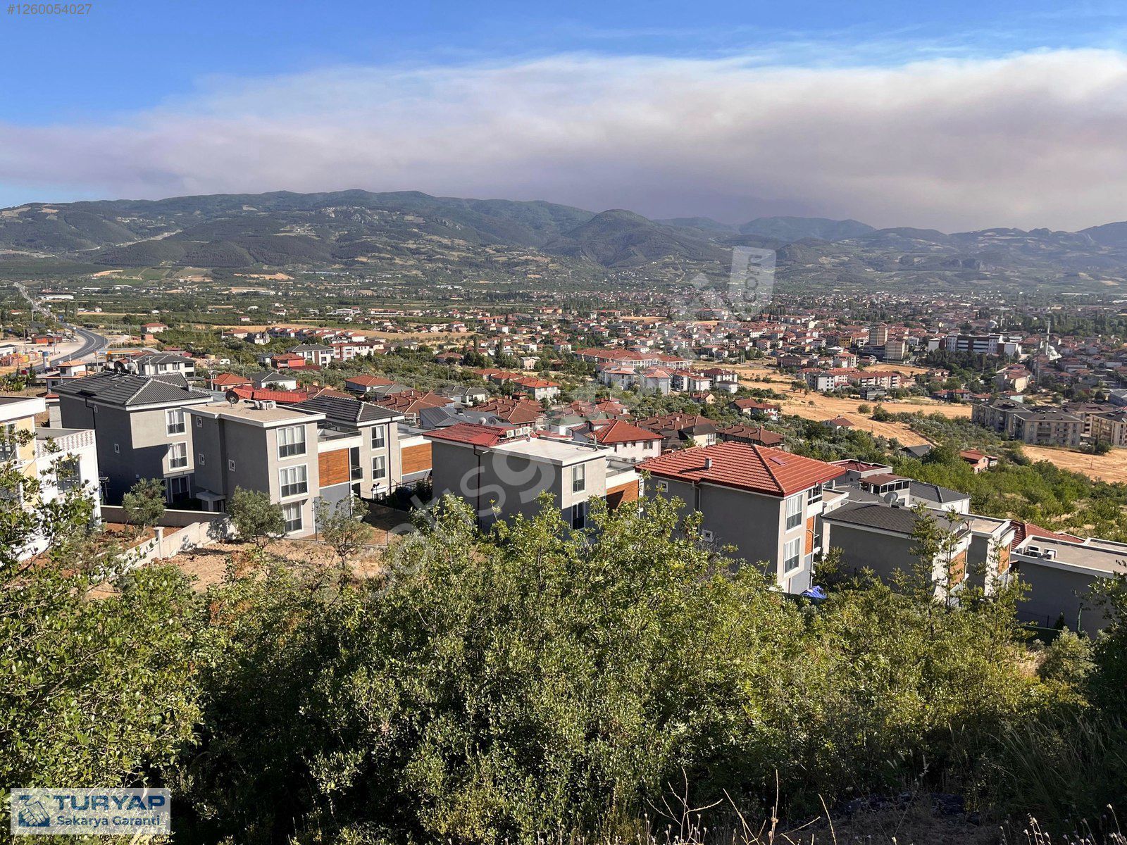 SATILIK VİLLA İMARLI ARSA