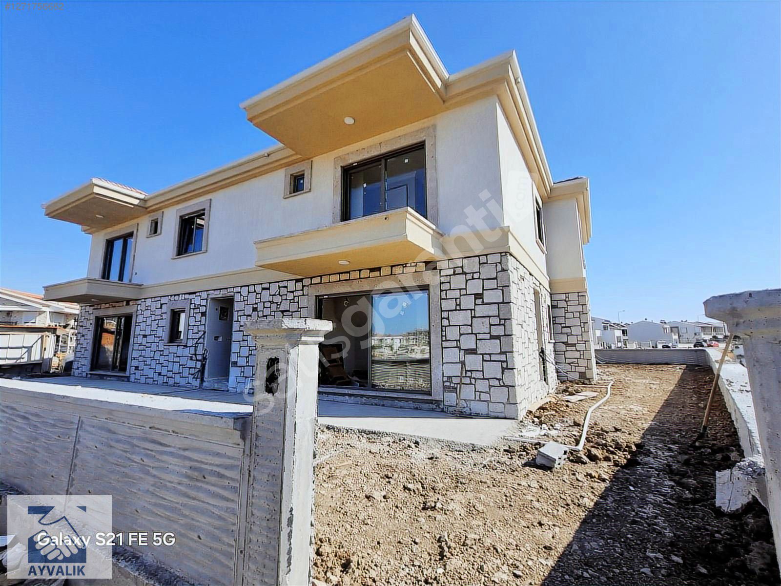 Turyaptan Küçükköyde Yeni Nesil Havuzlu Villa