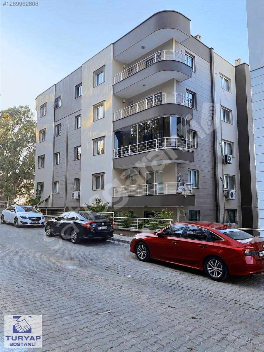 Narlıdere Panoramik Körfez Manzaralı 4+1 Daire