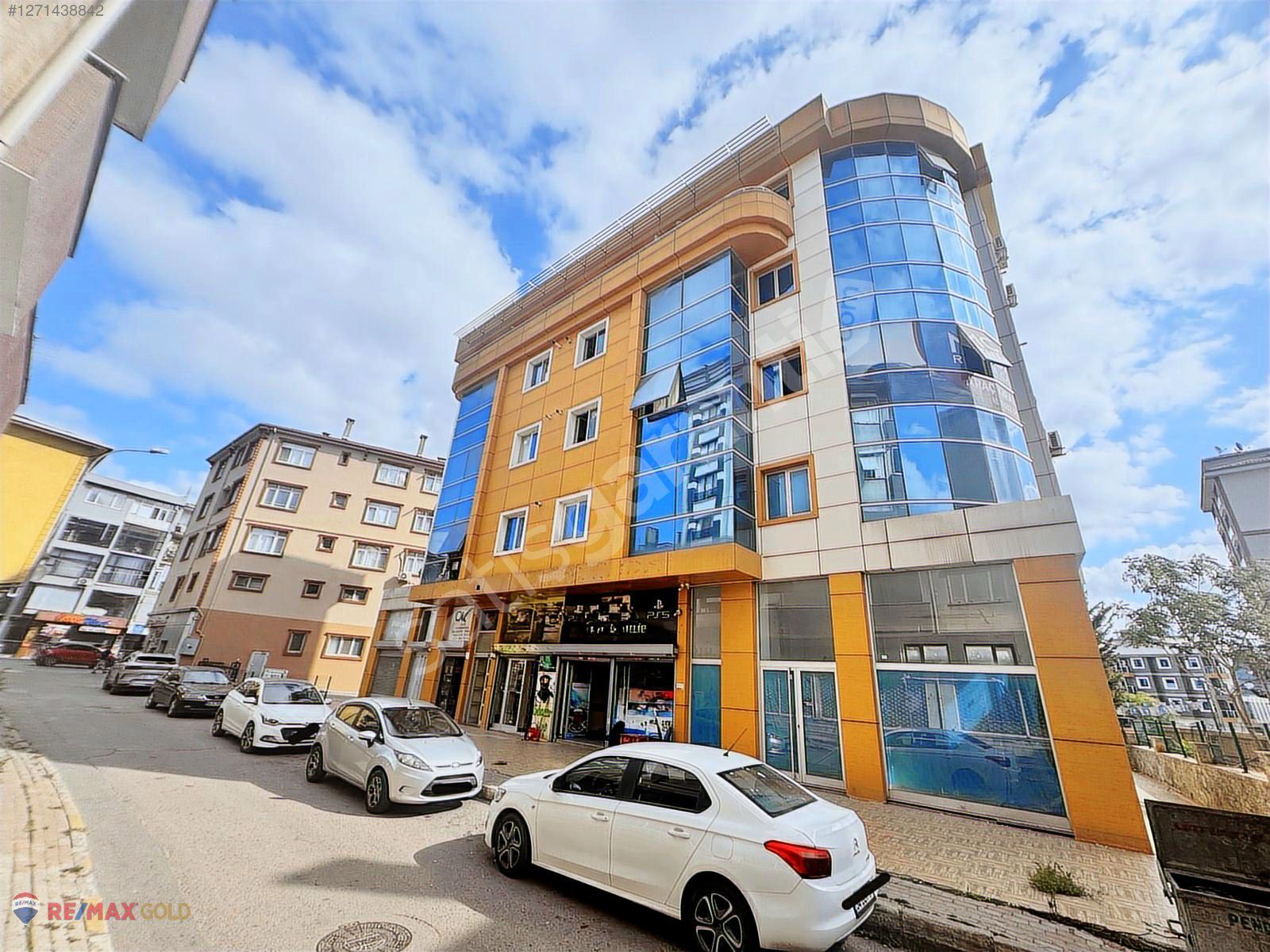 PENDİK KURTKÖY MERKEZDE SATILIK YATIRIMLIK FİYAT AVANTAJLI DAİRE