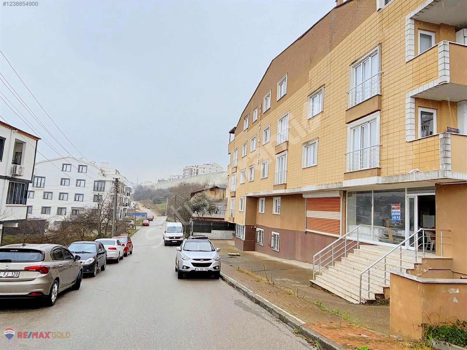 GEBZE İSTASYON MAH KİRALIK 160 M2 DEPOLU DÜKKAN