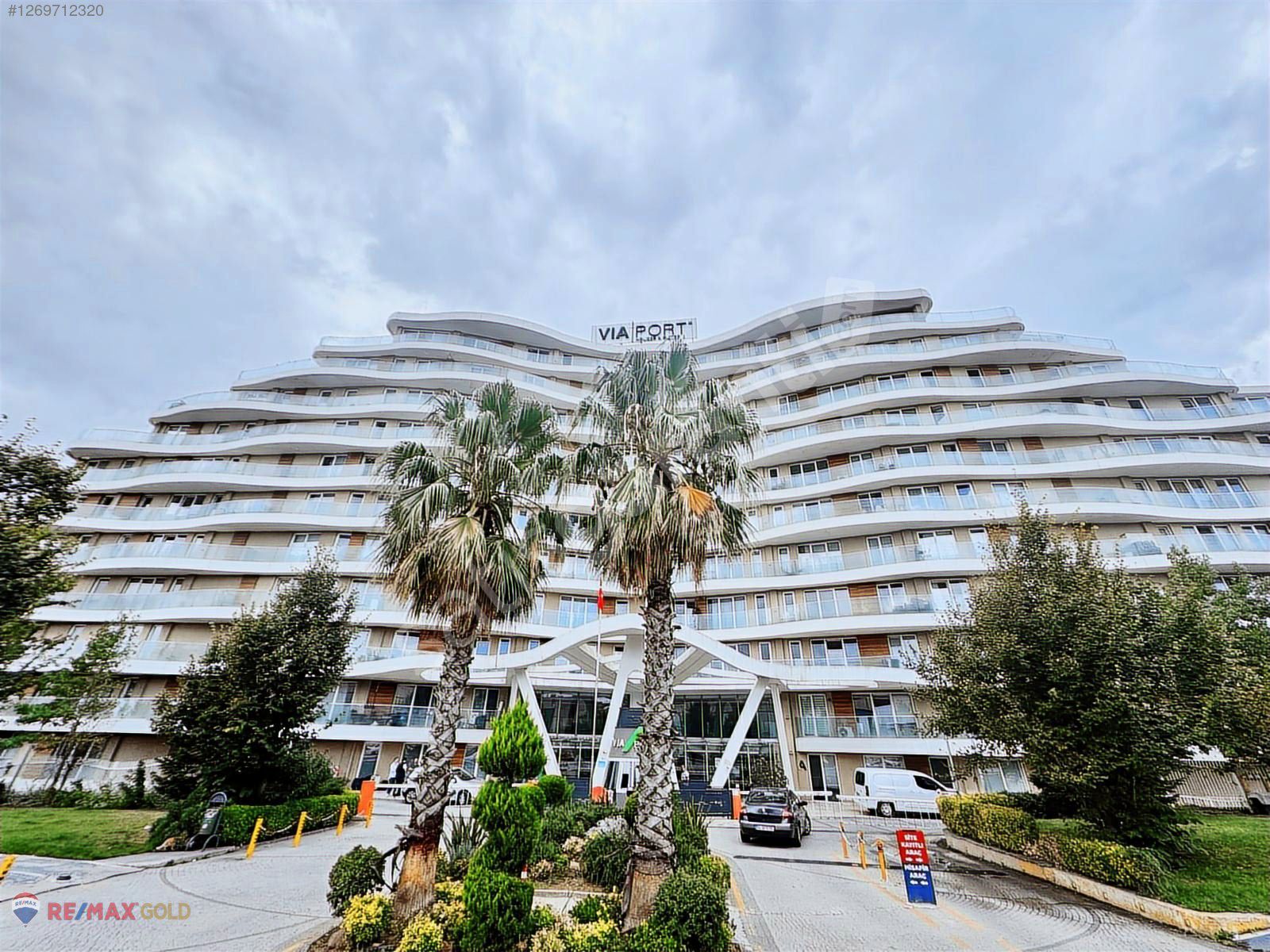 PENDİK HARMANDERE VİAPORT HOUSES&SUITES KİRALIK 2+1 ARAKAT DAİRE