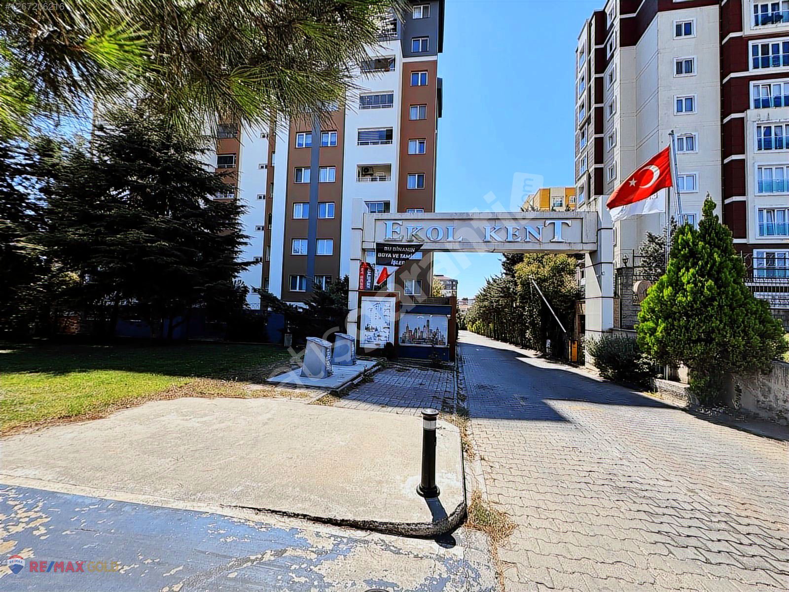 PENDİK HARMANDERE VİAPORT KARŞISI KİRALIK SİTEİÇİ ARAKAT3+1DAİRE