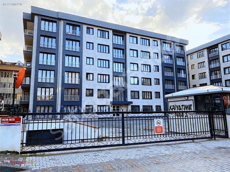 Tuzla Evliya Çelebi Mahallesinde 2+1 Kiralık Daire