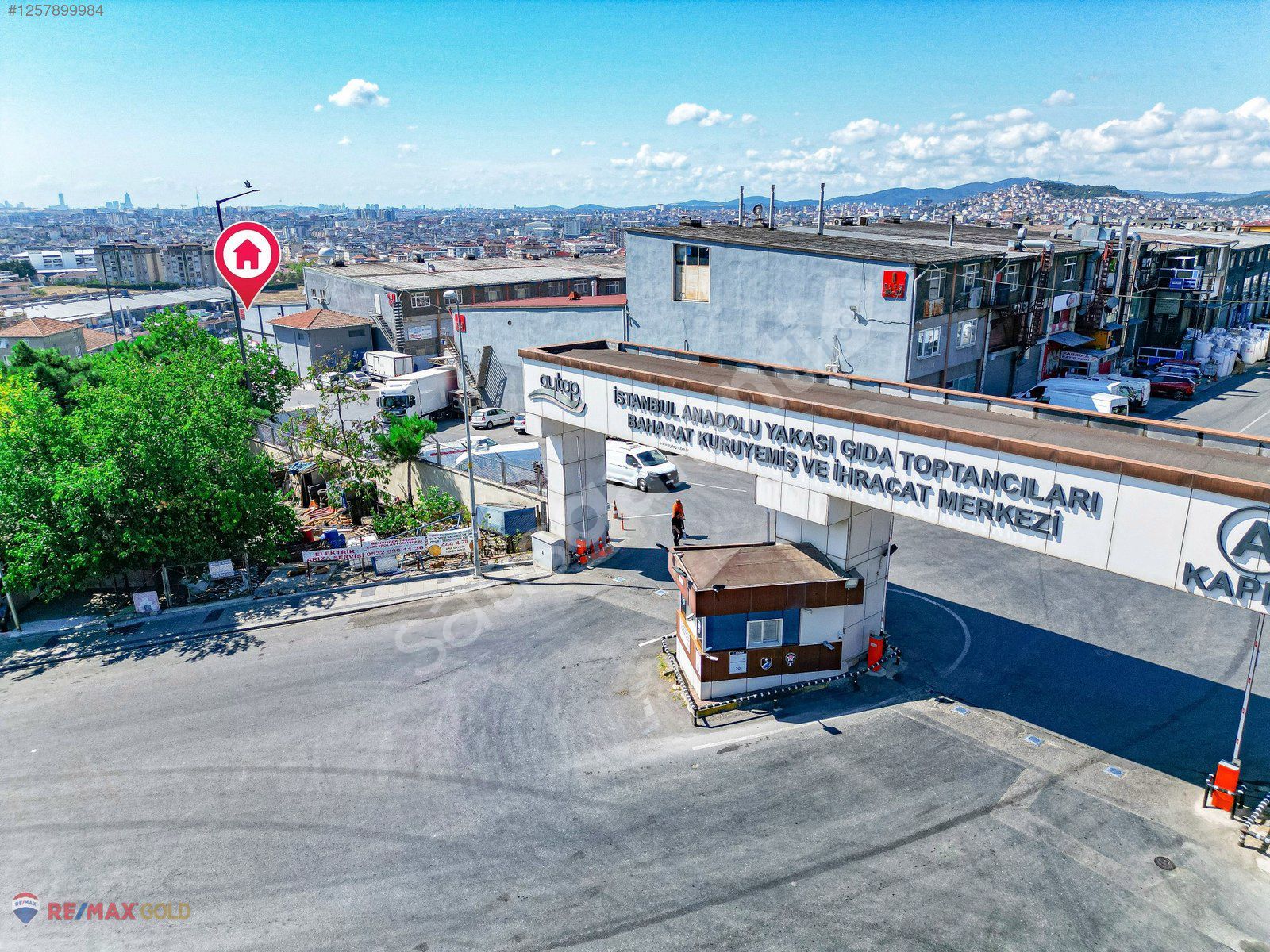 SULTANBEYLİ AYTOP GIDA SANAYİ'DE 1400 m2 SATILIK İMALATHANE DEPO