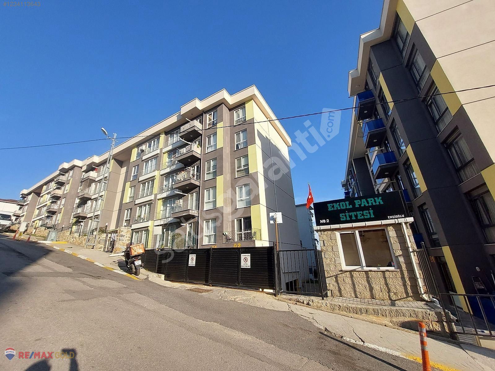 PENDİK ŞEYHLİ MAHALLESİ EKOL PARK SİTESİ'NDE SATILIK 2+1 DAİRE