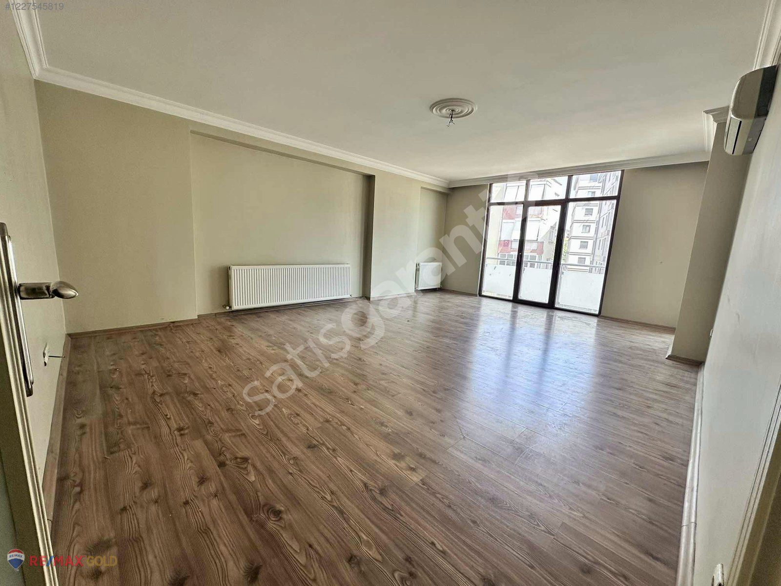 PENDİK DOĞU MAHALLESİ 23 NİSAN CD 3+1 SATILIK DAİRE