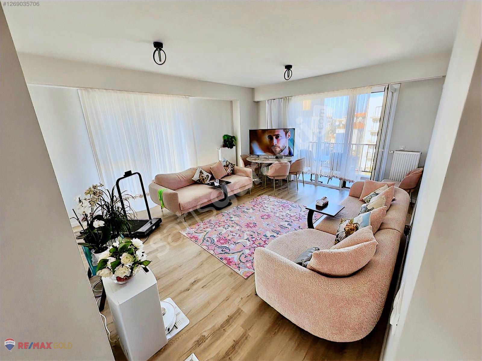 Aydınlı Kiptaş Sitesinde Kapalı Mutfaklı 3+1 Kiralık Daire
