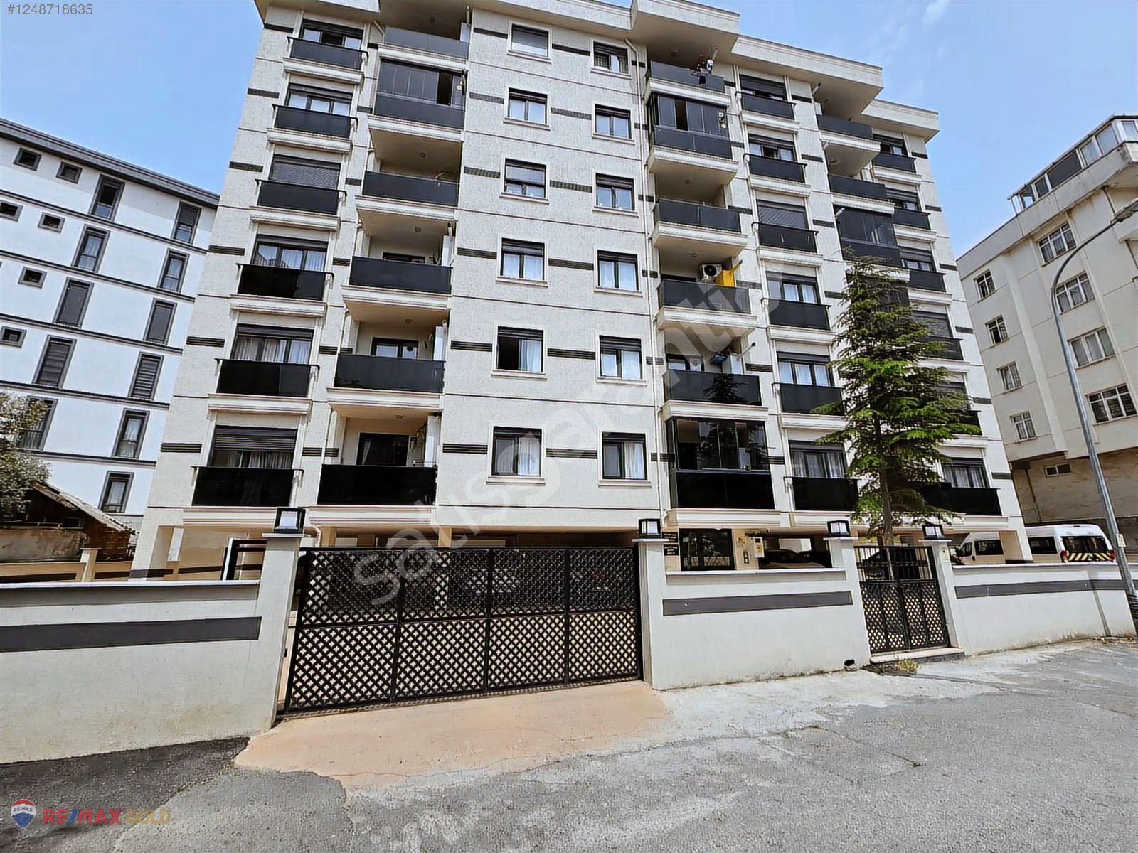 PENDİK BAHÇELİEVLER MERKEZDE SIFIR SATILIK 2+1 DAİRE