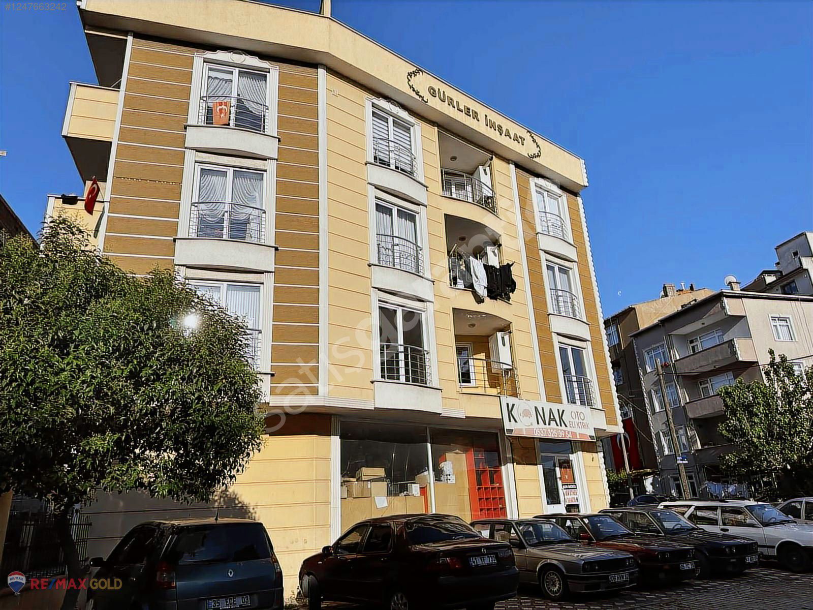 BAĞDAT CADDESİ ÜZERİ 200m2 ÇİFT BALKON ÇİFT TERAS 4+2 DUBLEKS