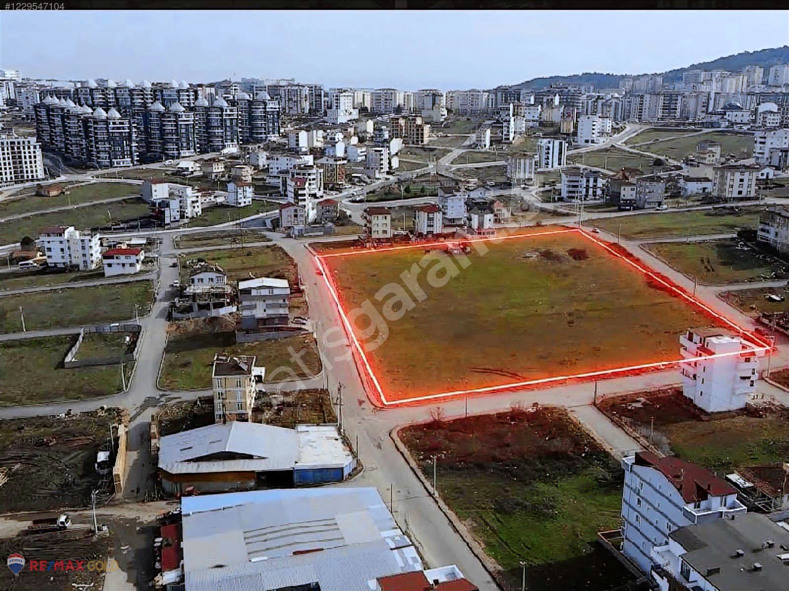 AKSE MAHALLESİN DE S A T I L I K TOPLU KONUT ARSASI