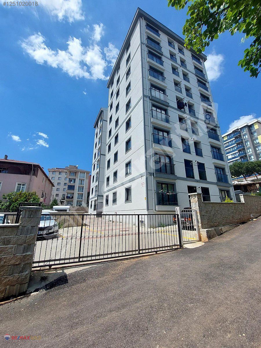 KURTKÖY METROSUNA YÜRÜME MESAFESİNDE SATILIK 2+1 BOŞ DAİRE