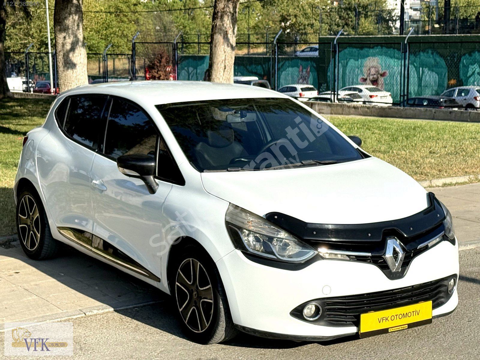 175.000 KM RENAULT CLİO 1.5 DCİ TOUCH 2014 MODEL KARTA 12 TAKSİT