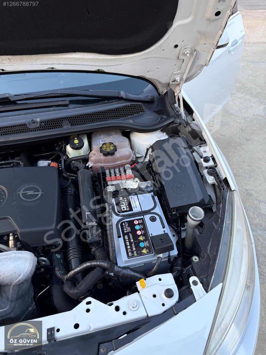DEGİŞENSİZ OPEL ASTRA 1.3 CDTI DİZEL ENJOY PLAS 2012 K.KARTI G