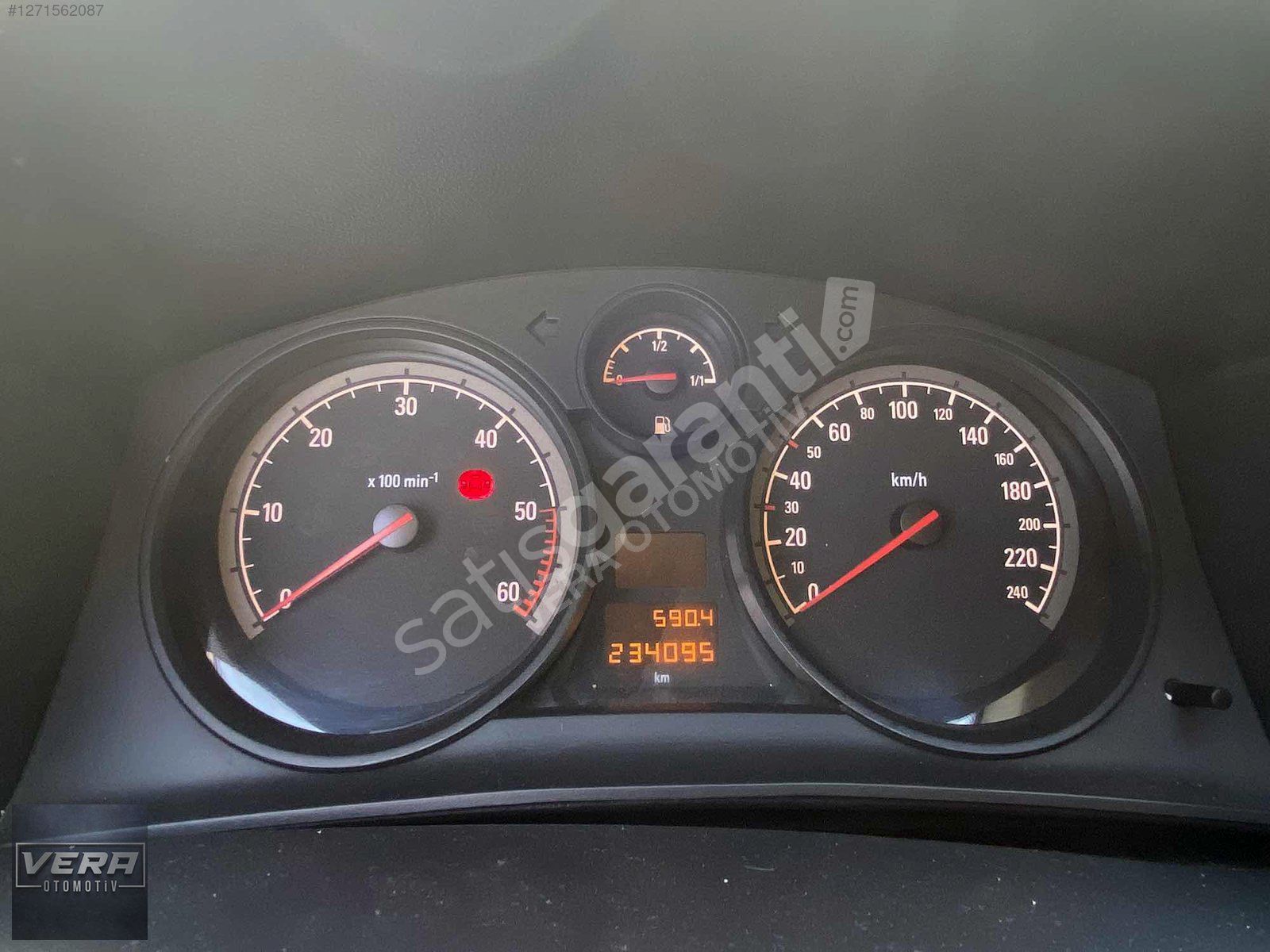 VERA OTOMOTİV'den 2012 OPEL ASTRA HB 1.3 DİZEL OTOMATİK