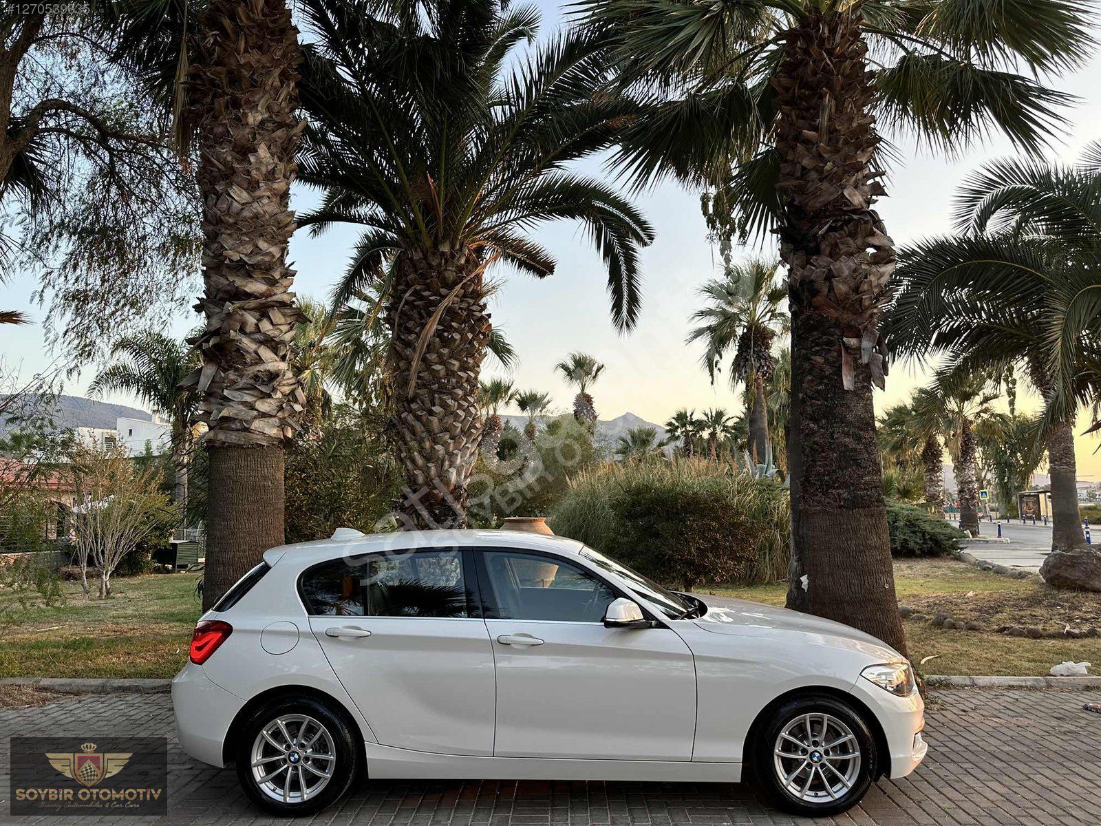 BMW 1.18i PREMİUM LINE OTOMATİK BOYASIZ 64.000 KM