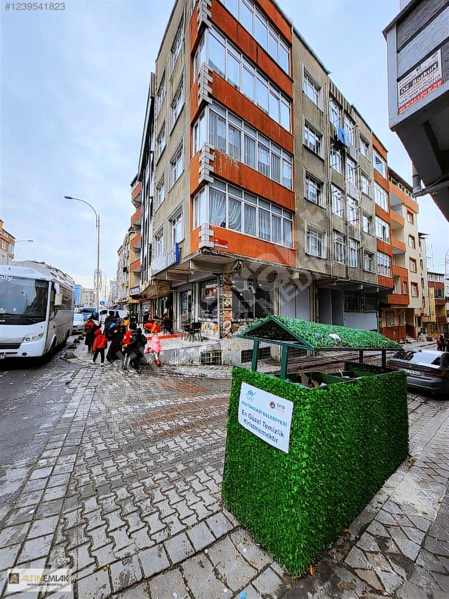 SULTANGAZİ SATILIK KOMPLE BİNA ORDU CADDESİ ÜSTÜ KÖŞE ÇİFT CEPHE