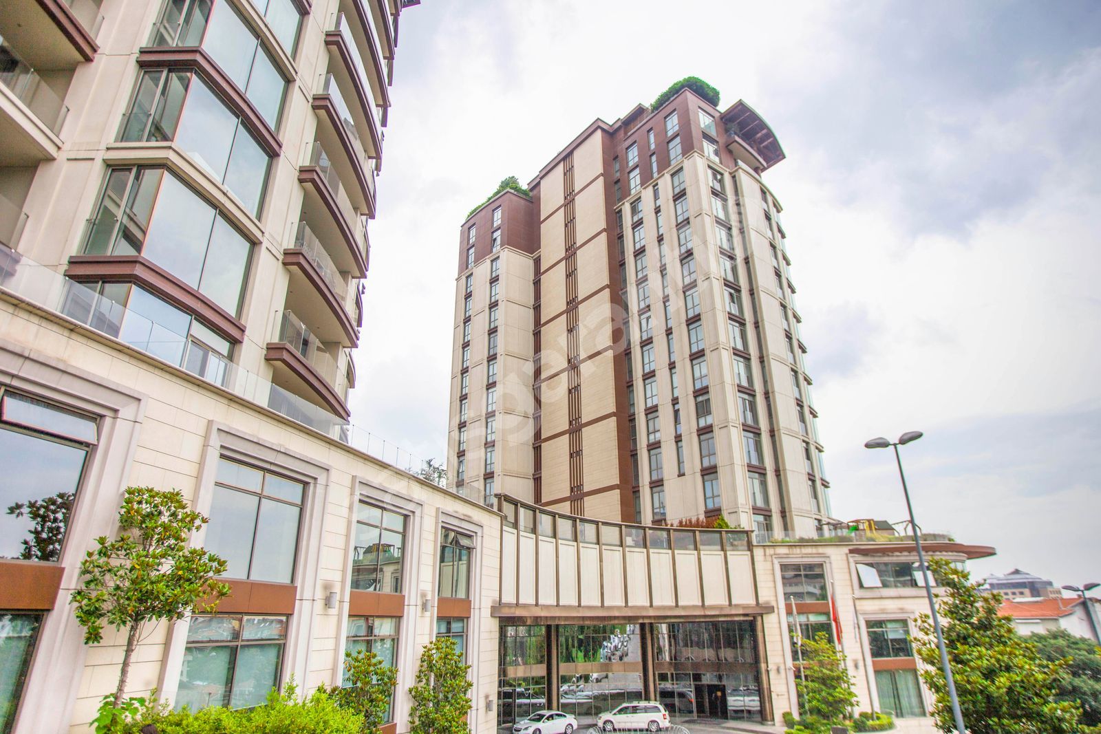 MAÇKA RESIDENCES'DA  SATILIK 6+1 DUBLEKS