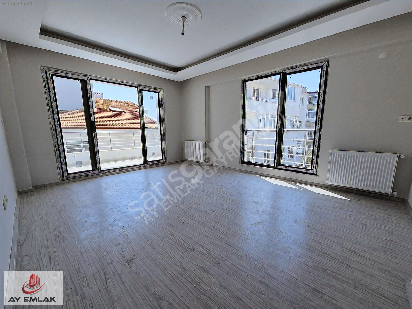 ARMUTLU İSKELE MEVKİİ YENİ BİNA KOMBİ VE PETEKLİ 2+1 DAİRE