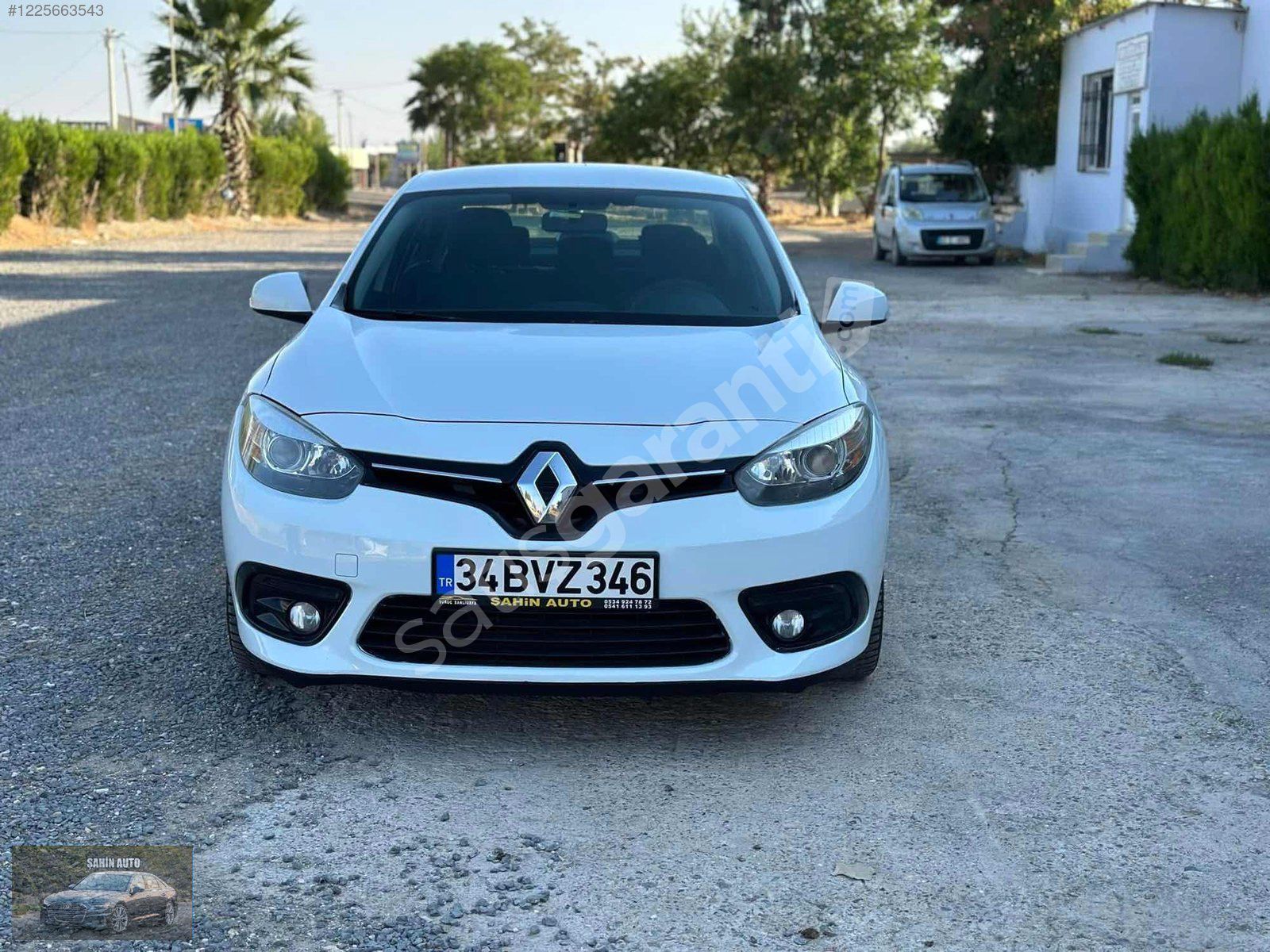 2013 MODEL FLUENCE TOUCH PLUS CAM GİBİ