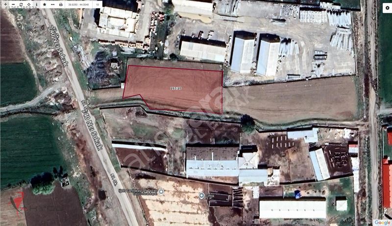 AKYOL EMLAK'TAN HAYVAN PAZARI YANINDA SATILIK 3050 M² TARLA