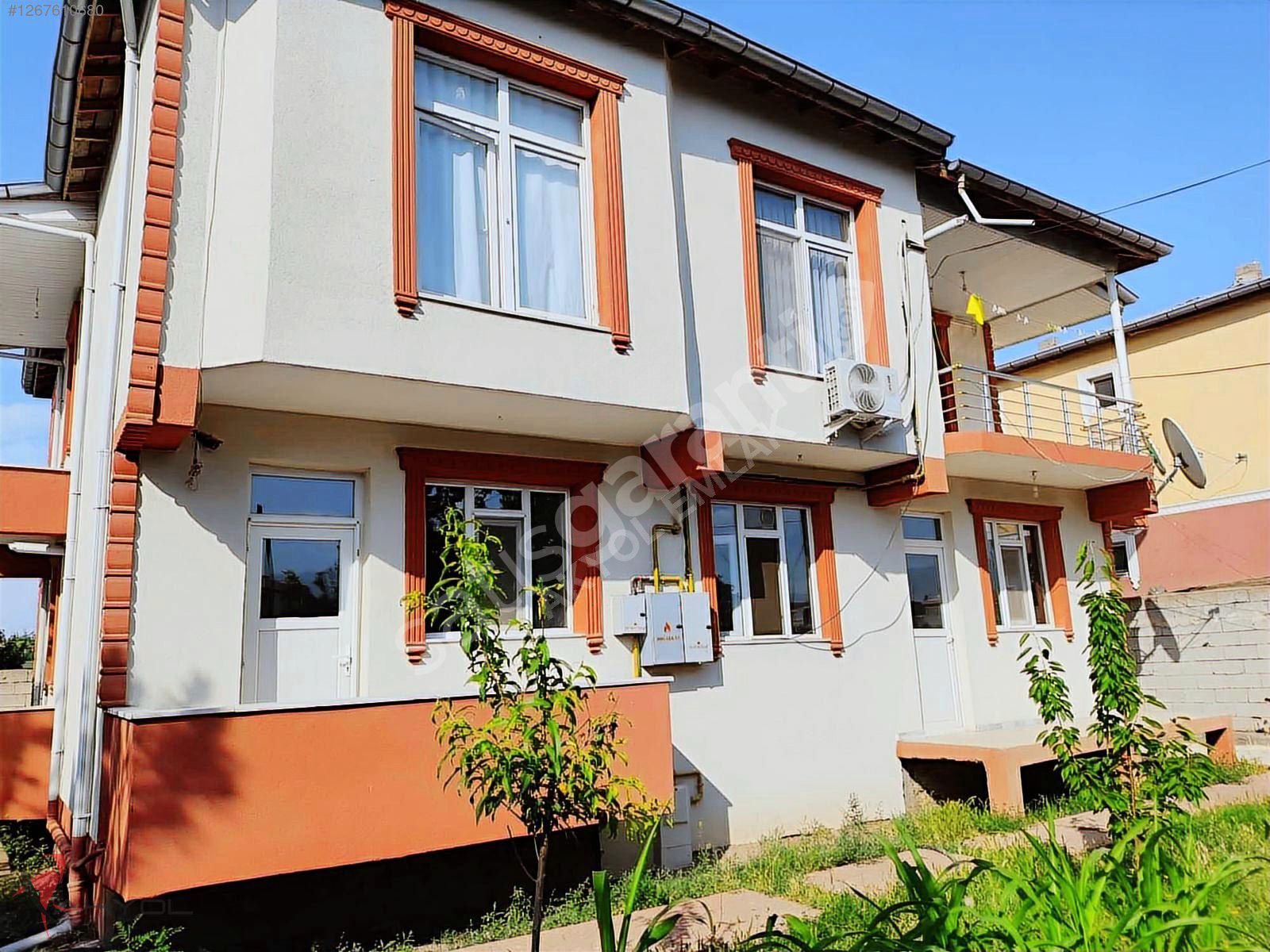AKYOL EMLAK'TAN 80 TON KANTAR ARK SATILIK 2 KATLI MÜSTAKİL EV
