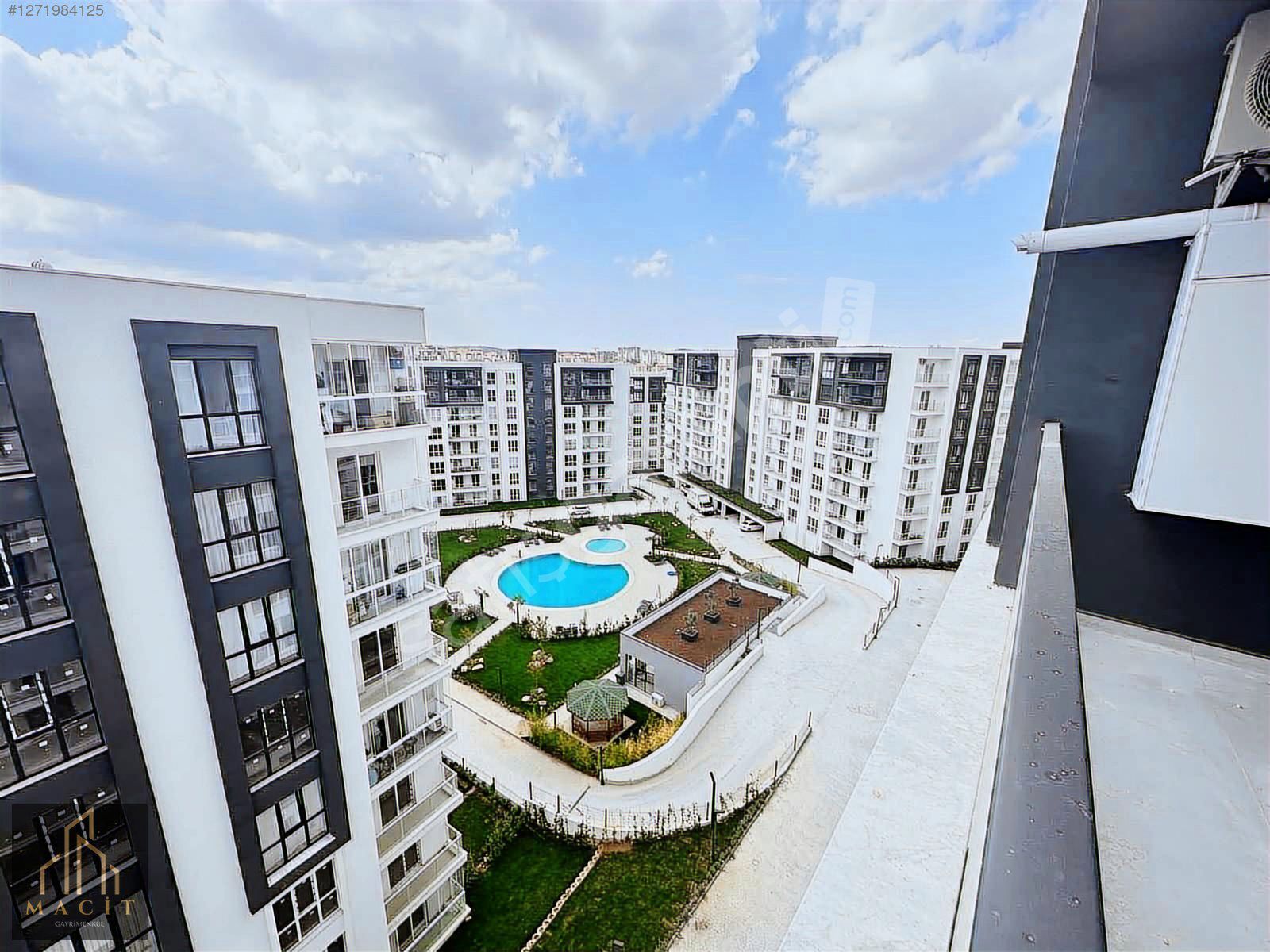 MACİT'DEN BALKAN SHU 09 DA 3+1 KÖŞE HAVUZ CEPHE SATILIK DAİRE