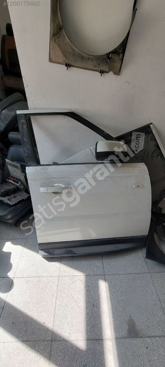range rover sport sag on kapi hatasiz sokme 2012 den cikma dolu