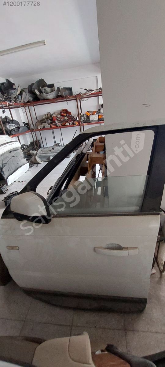 range rover sport sol on kapi sofor hatasiz sokme dolu