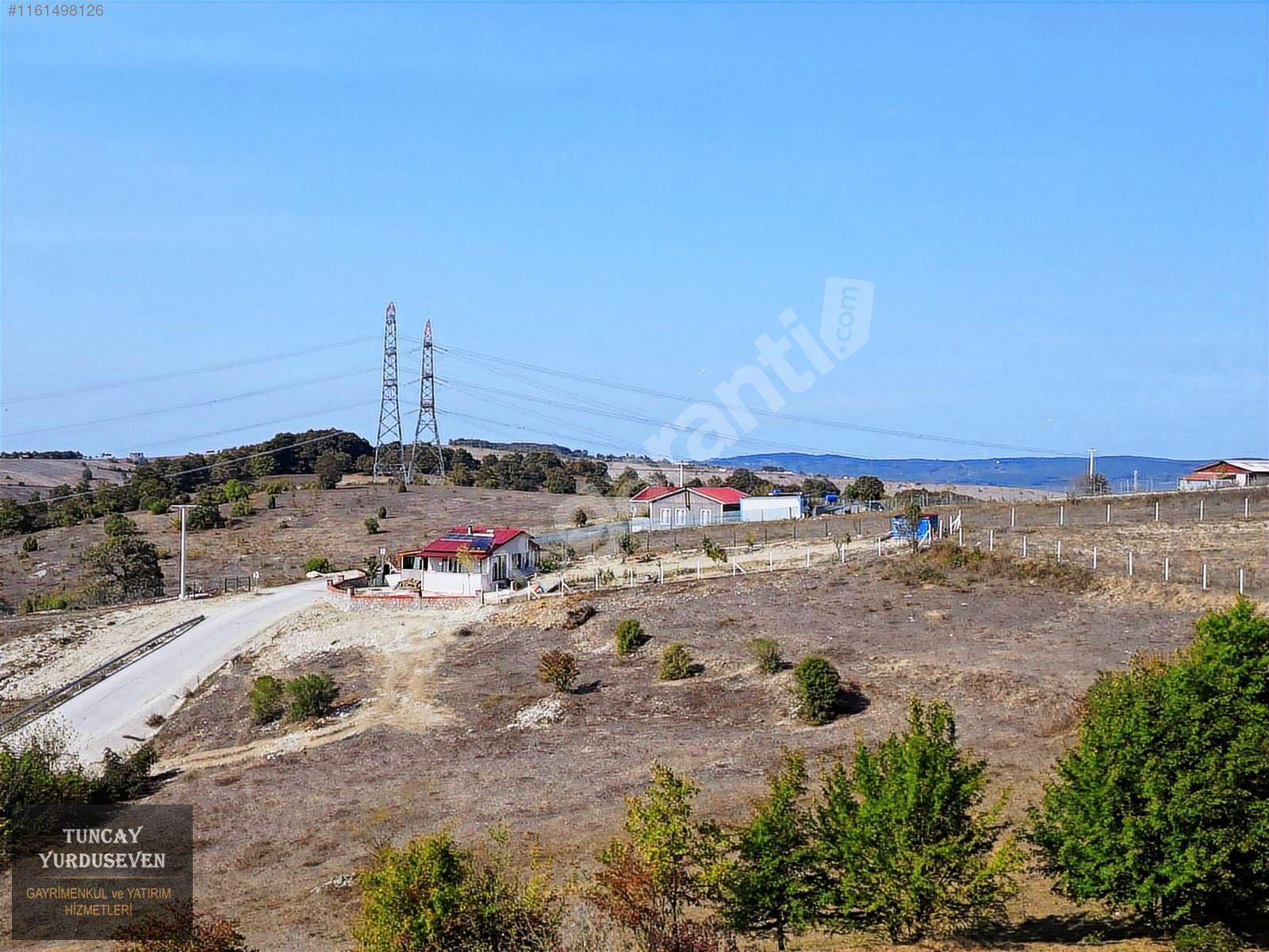 NASUHLAR KÖYÜNDE RESMİ YOLLU KONUT İMARLI ARAZİ