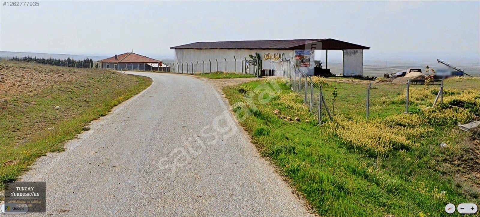 SARIKAVAK MAH. ANA YOLA 10 METRE MESAFEDE 2 PARÇA 12 DÖNÜM ARAZİ