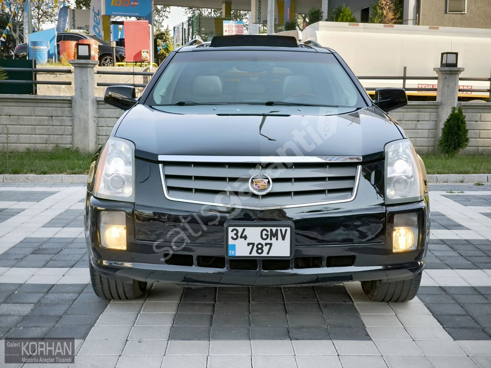 GALERİ KORHAN'DAN 2005 MODEL CADİLLAC SRX 3.6 V6 AWD