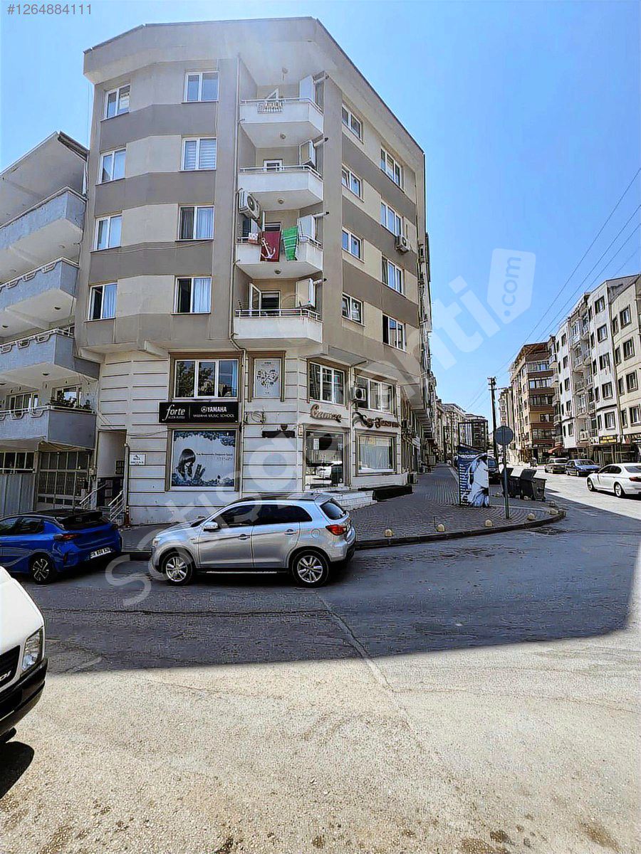 İhsaniye de tuna caddesine cephe 2+1 kiralık daire