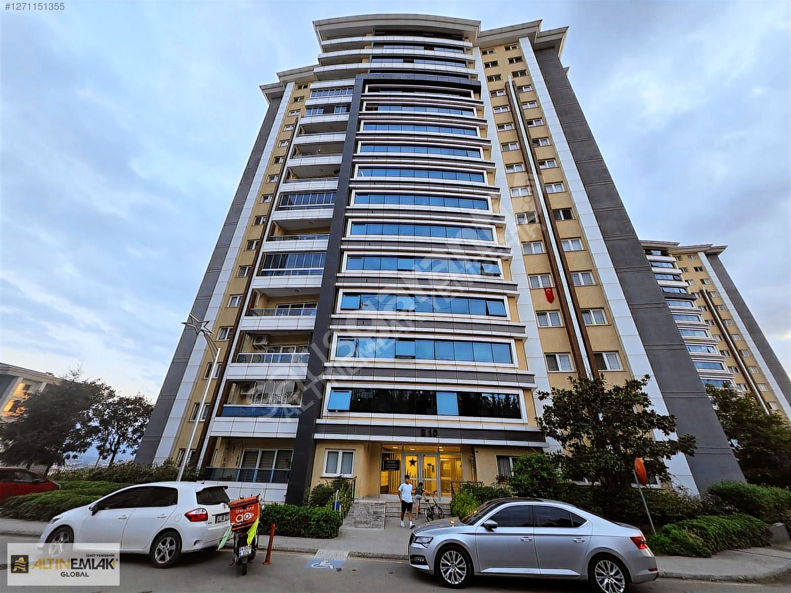 ALTIN EMLAK'tan YILDIZ KONUTLARI GENİŞ 3+1 SATILIK DAİRE 166m2