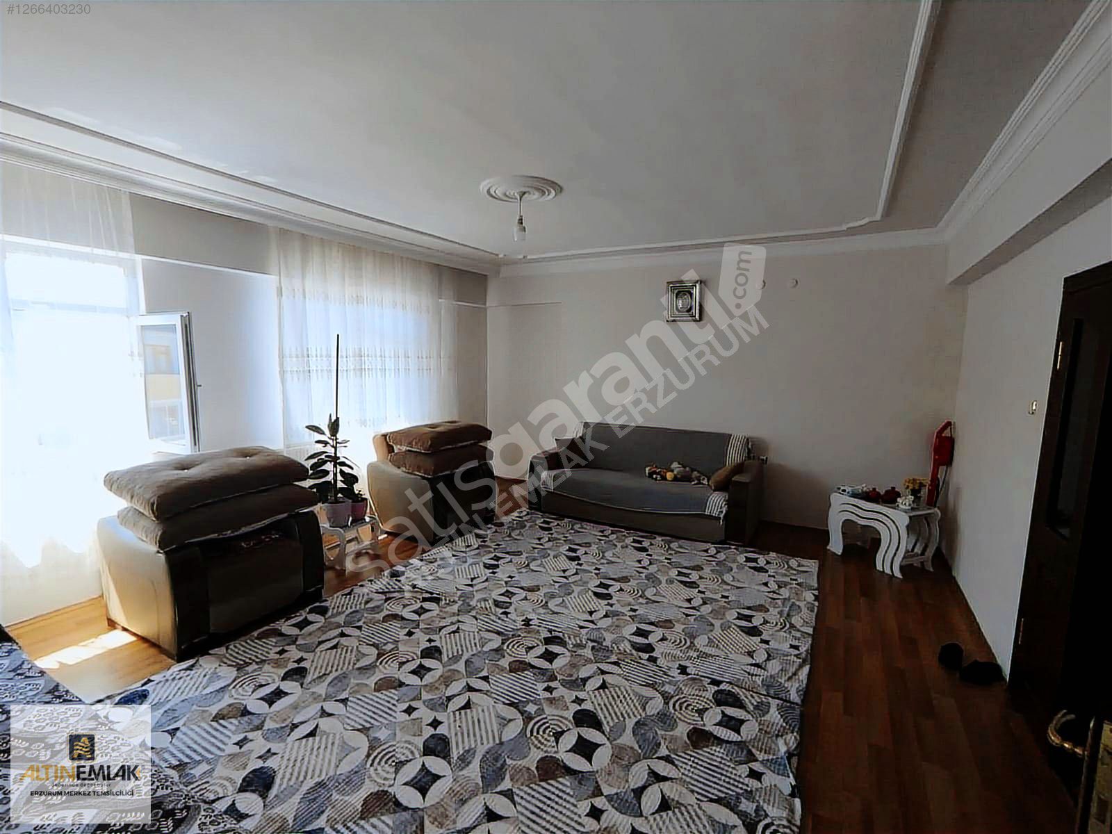 ALTIN EMLAK'TAN ŞÜKRÜPAŞA 4+1 SATILIK DAİRE