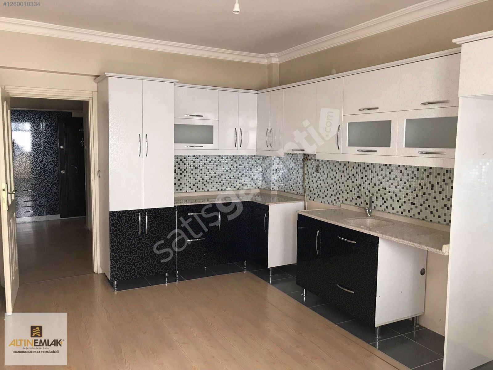 ALTIN EMLAKTAN TELSİZLER'DE KİRALİK 3+1 DAİRE