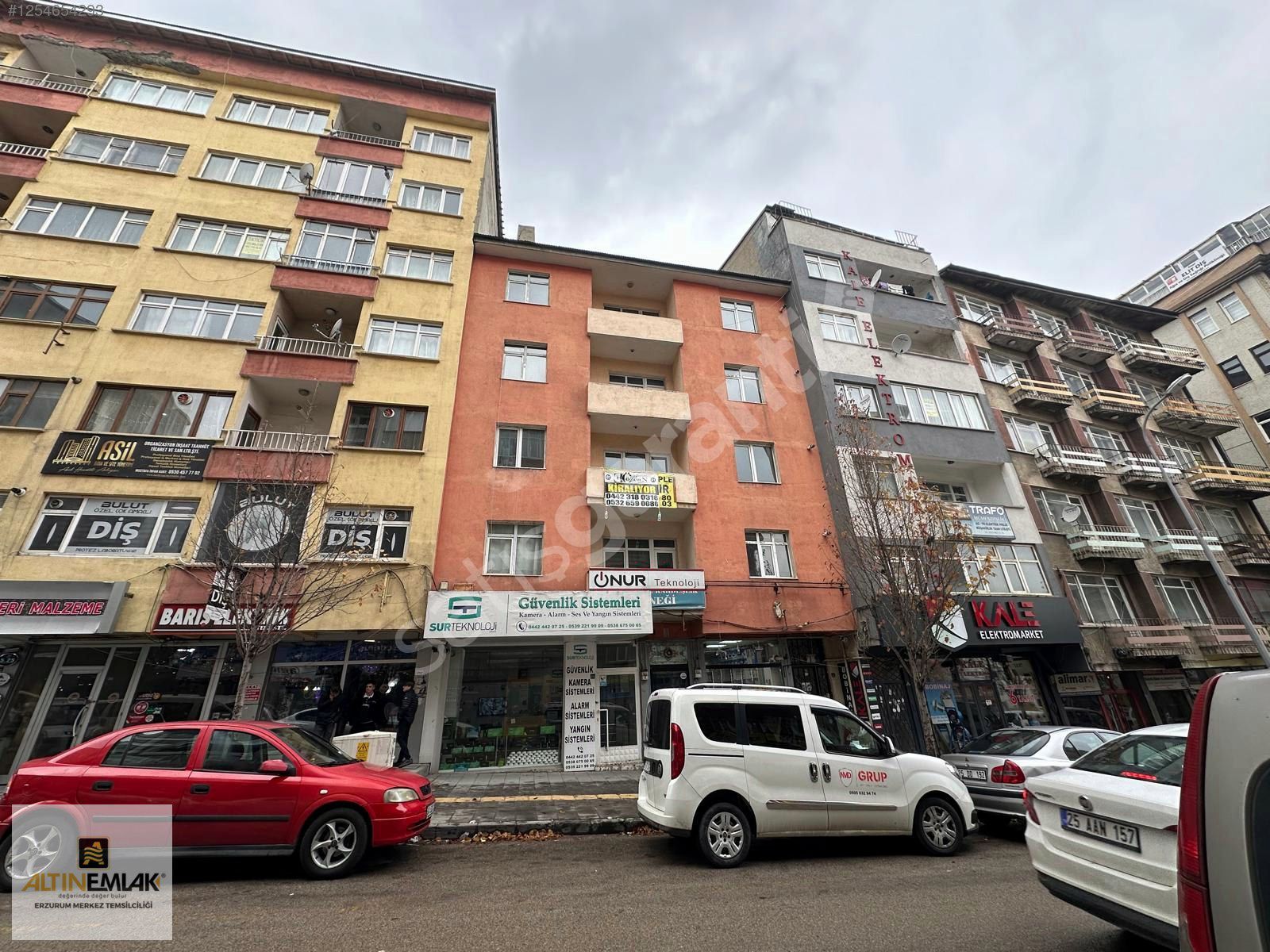 ALTIN EMLAK'TAN ŞEHİR MERKEZİN'DE KİRALIK 2+1 DAİRE
