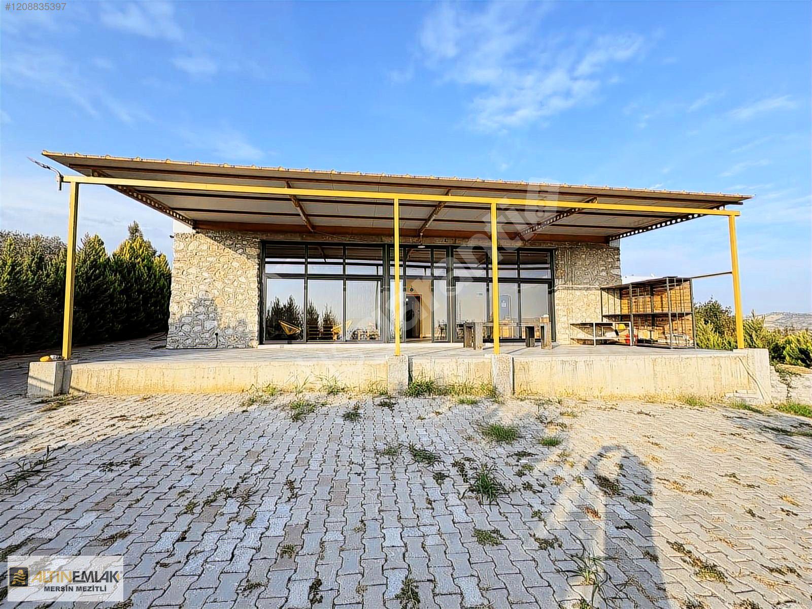 ALTIN EMLAK'TN TARSUS OSB'DE TAŞ TASARIM BAĞ EVİ ve BAHÇE