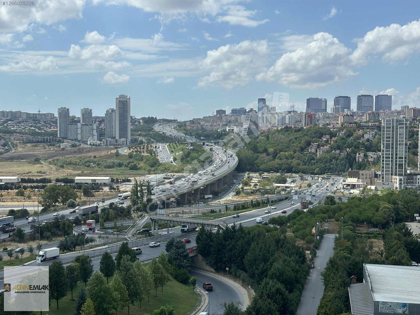 Ispartakule Bir İstanbul Evleri Güney Cep. Manzaralı Kiralık 4+1