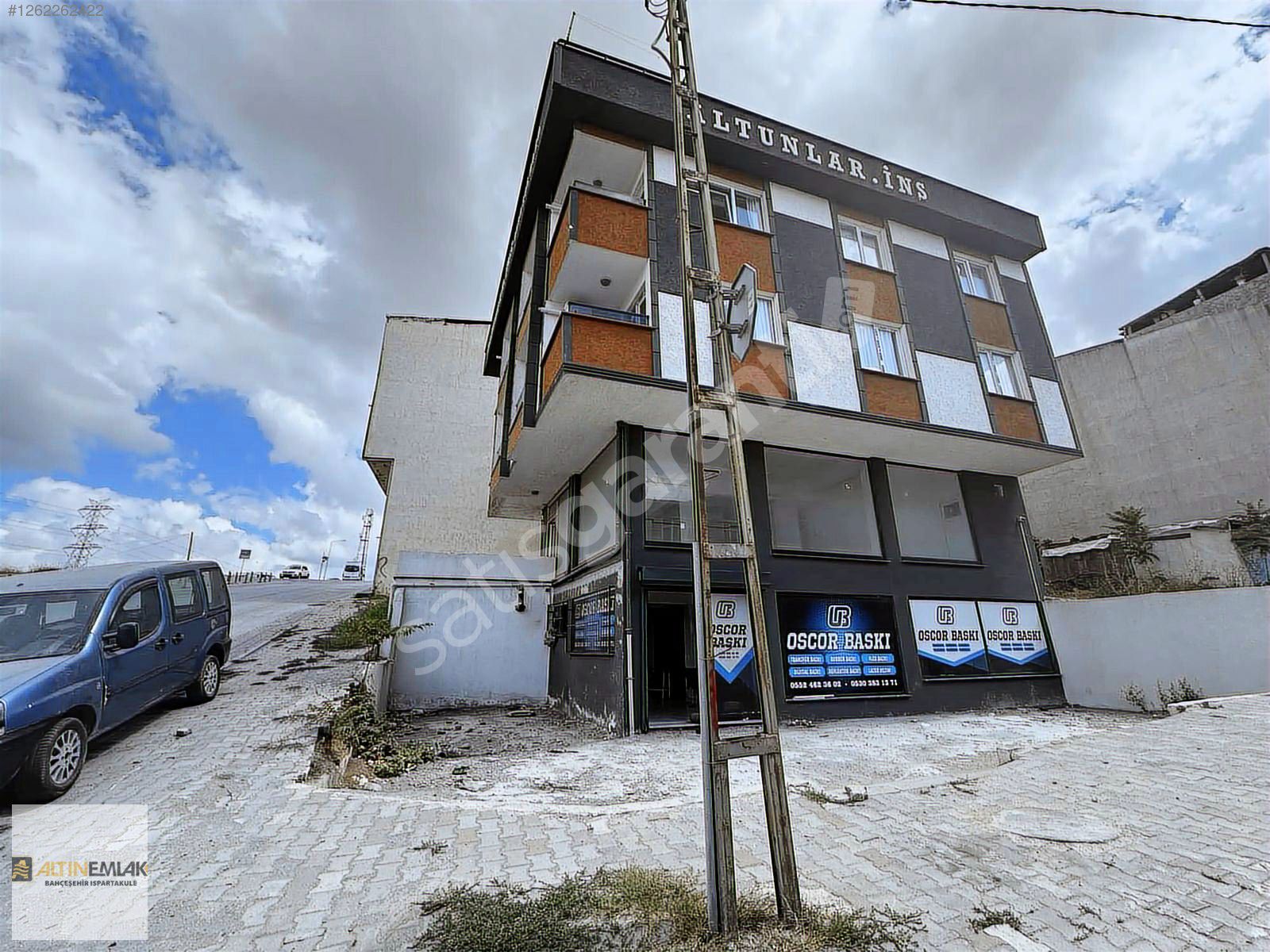 Başakşehir Güvercintepe Gökdemir Caddesi Cephe Satılık Dükkan