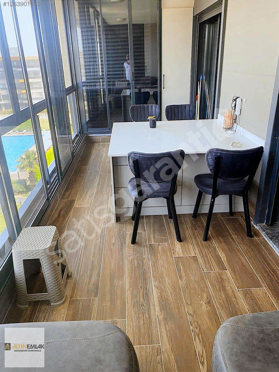 CADDE ÖREN SİTESİ SATILIK FUL YAPILI VE FUL EŞYALI 1+1 DAİRE