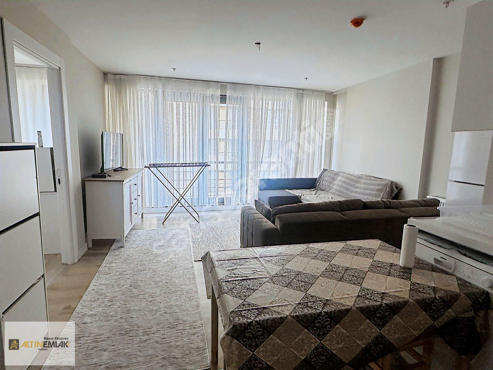Güneşli Basın ekspres Site İçinde Ful Eşyalı Kiralık 1+1 Daire