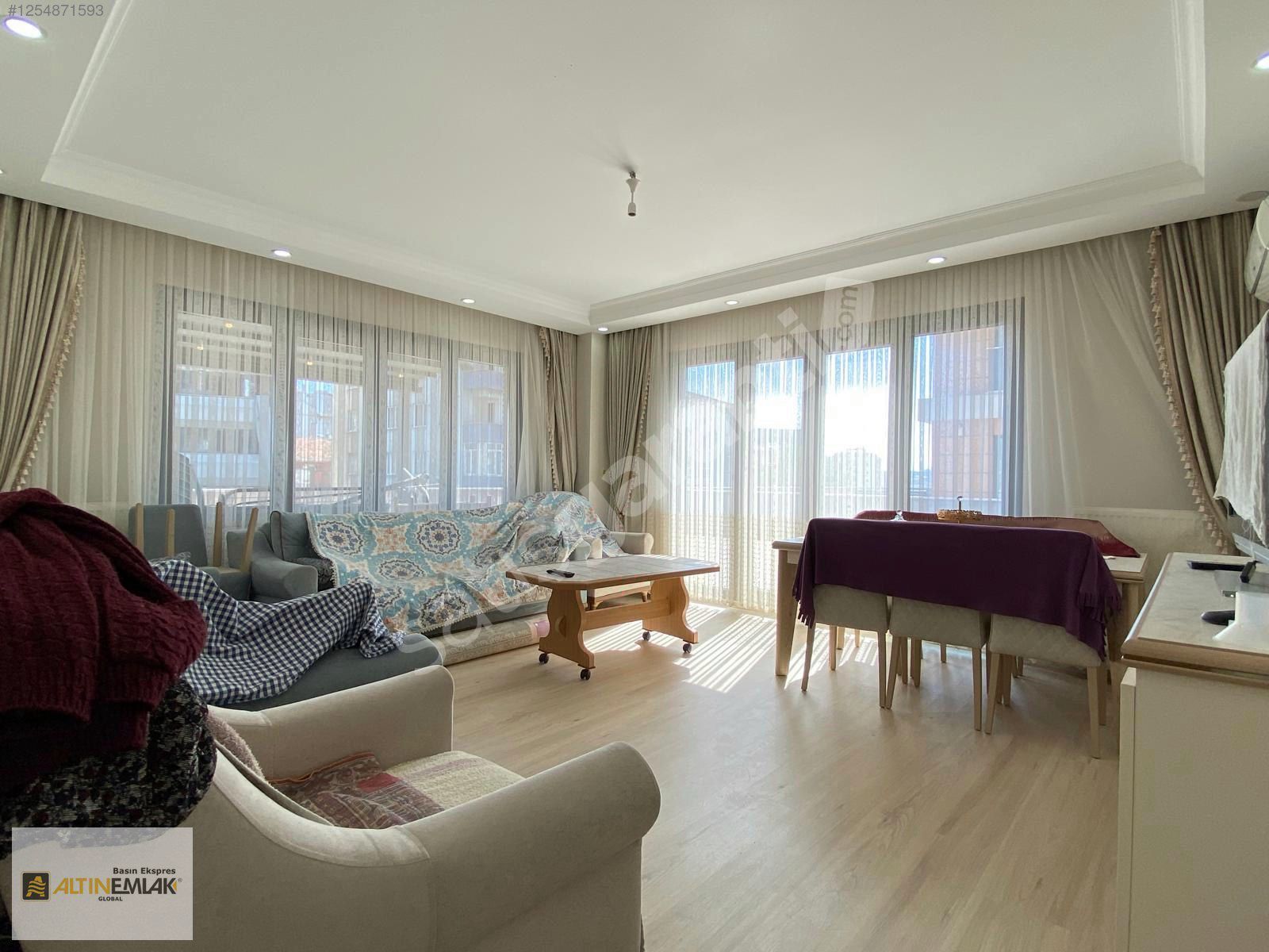 Bağcılar Sancaktepe Mah Satılık 2+1 Daire Meydan Konakları