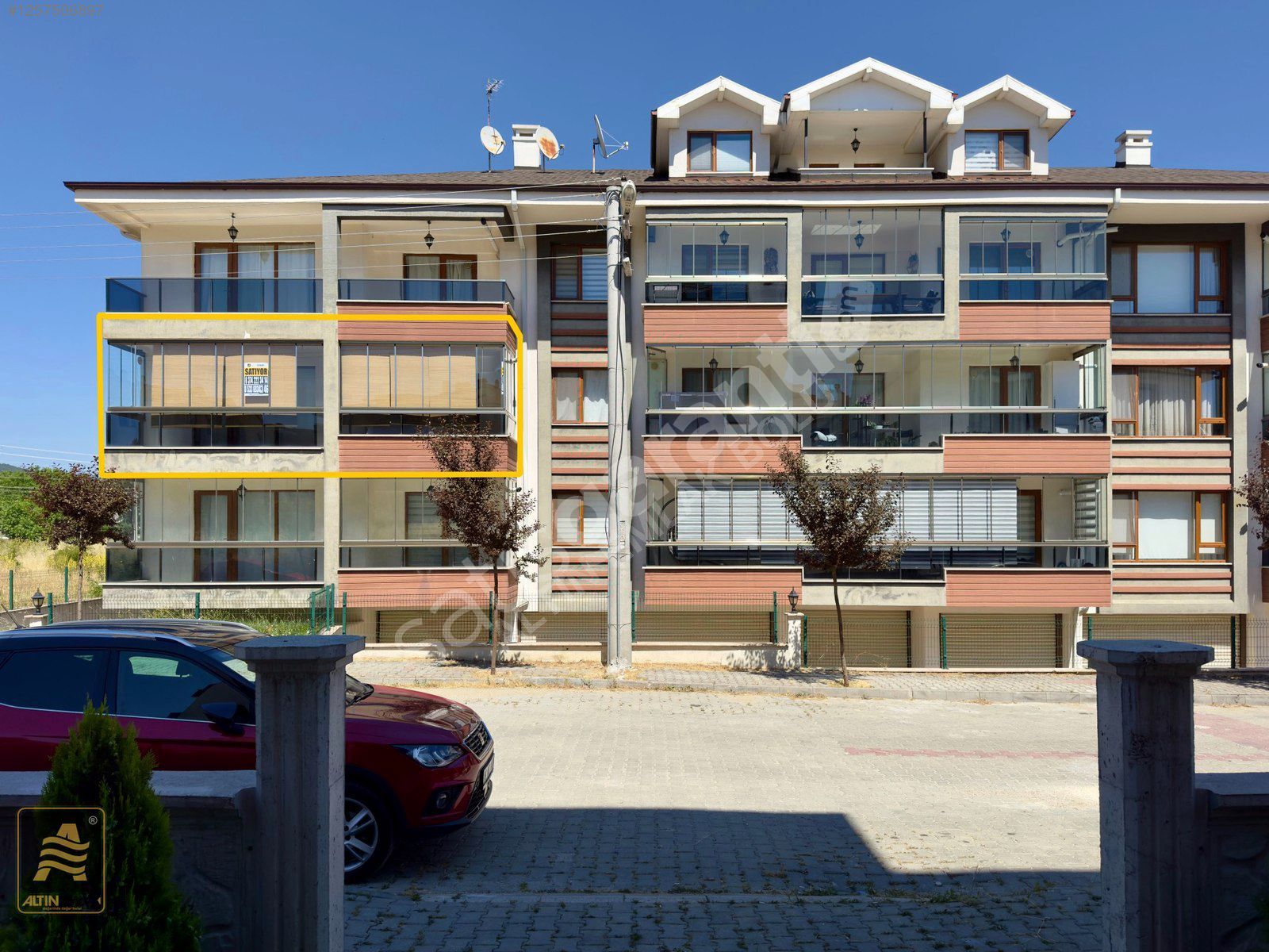 BOLU ALPAĞUT MAH 4+1 GENİŞ DAİRE | ÇİFT ARAÇLIK GARAJ | ARA KAT